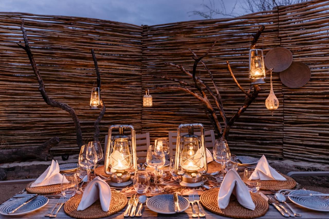 Thornybush Simbambili Lodge เขตอนุรักษ์พันธุ์สัตว์ป่าซาบีแซนด์ ภายนอก รูปภาพ