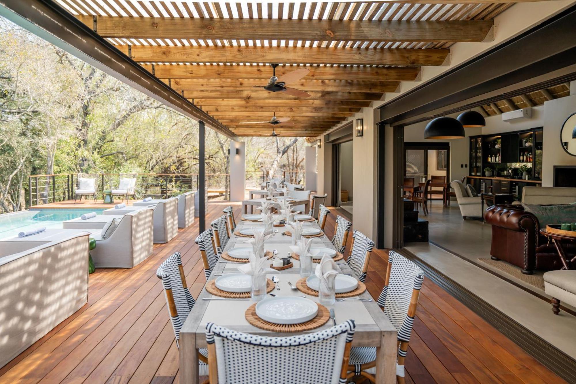 Thornybush Simbambili Lodge เขตอนุรักษ์พันธุ์สัตว์ป่าซาบีแซนด์ ภายนอก รูปภาพ