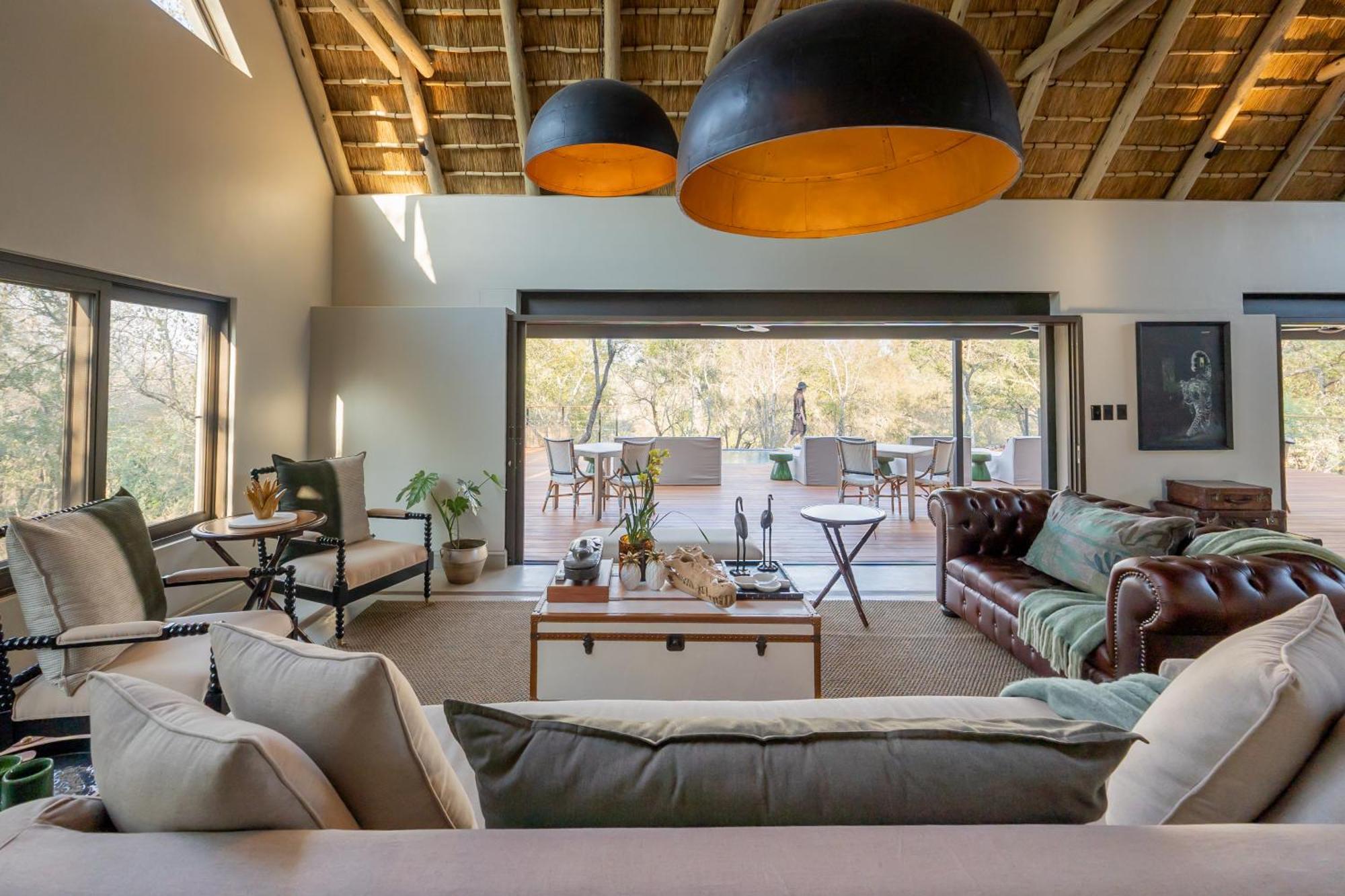 Thornybush Simbambili Lodge เขตอนุรักษ์พันธุ์สัตว์ป่าซาบีแซนด์ ภายนอก รูปภาพ