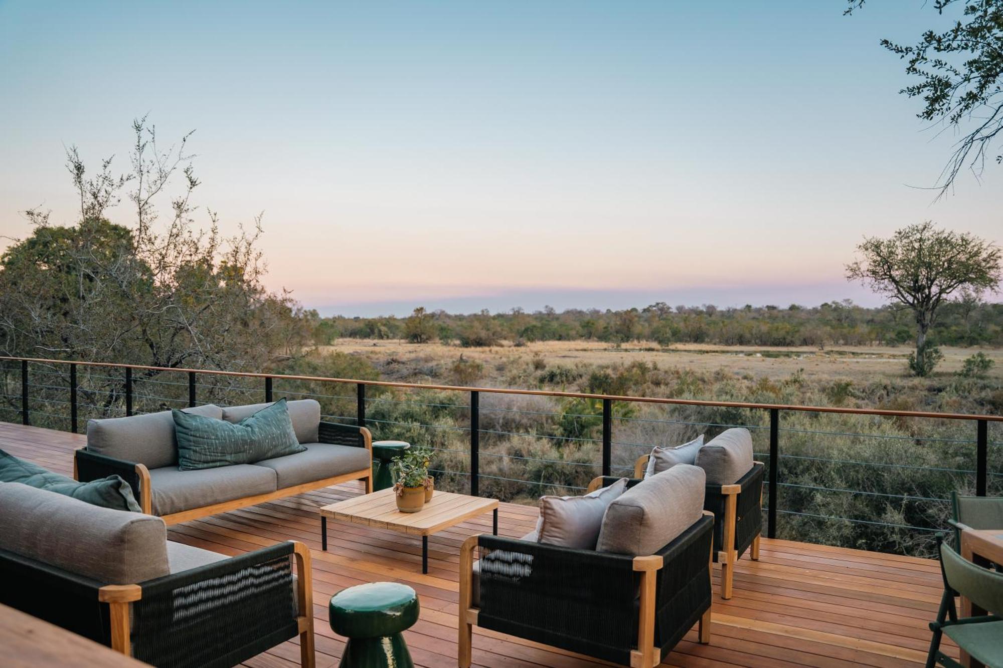 Thornybush Simbambili Lodge เขตอนุรักษ์พันธุ์สัตว์ป่าซาบีแซนด์ ภายนอก รูปภาพ