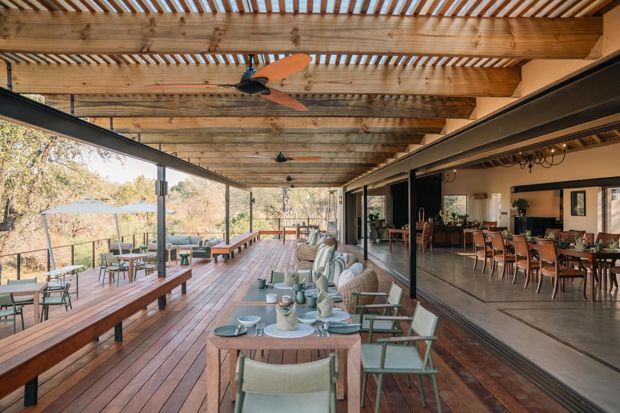 Thornybush Simbambili Lodge เขตอนุรักษ์พันธุ์สัตว์ป่าซาบีแซนด์ ภายนอก รูปภาพ