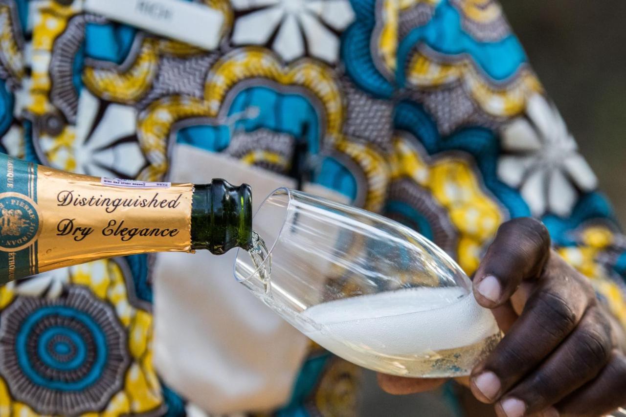 Thornybush Simbambili Lodge เขตอนุรักษ์พันธุ์สัตว์ป่าซาบีแซนด์ ภายนอก รูปภาพ